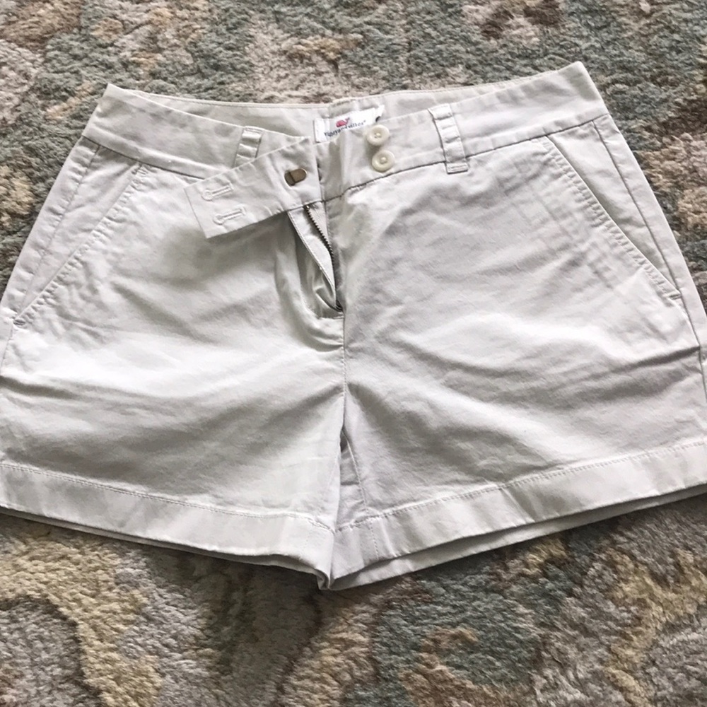 Khaki Vineyard Vines shorts!!!